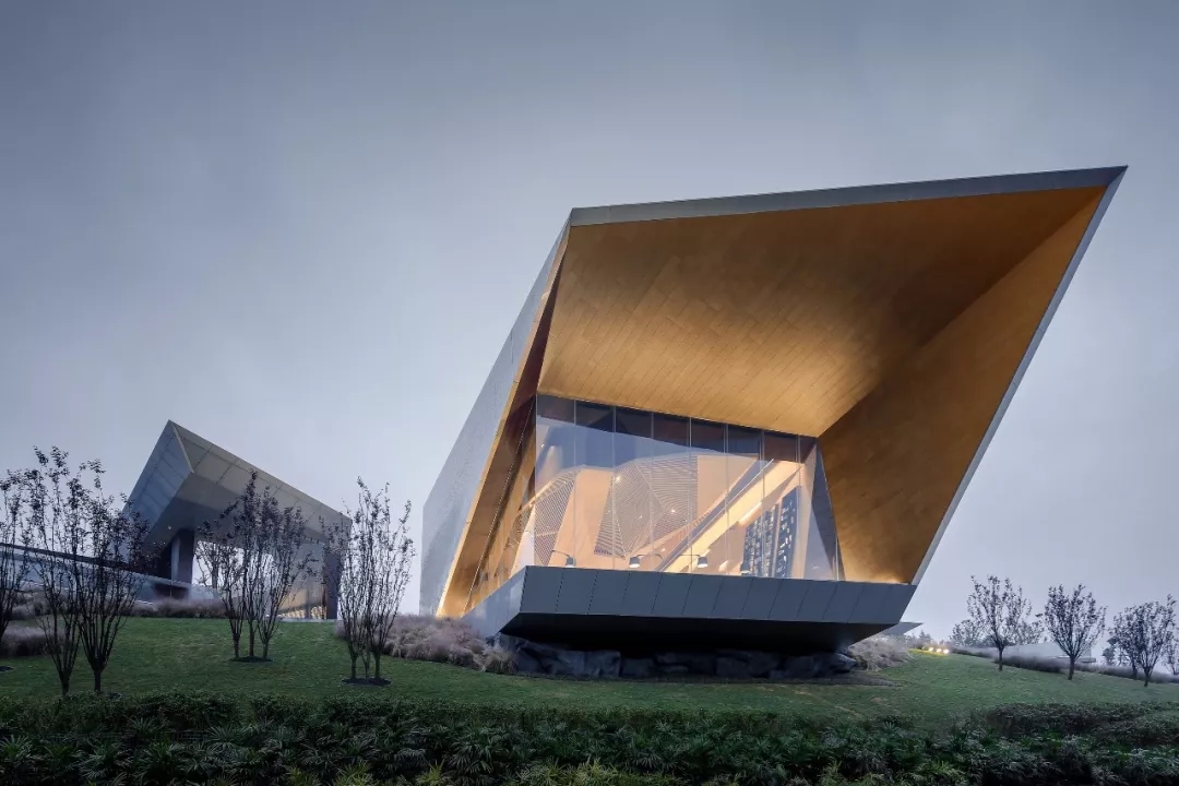 面向五彩池的窗口，，，，bb电子游戏官网修建设计